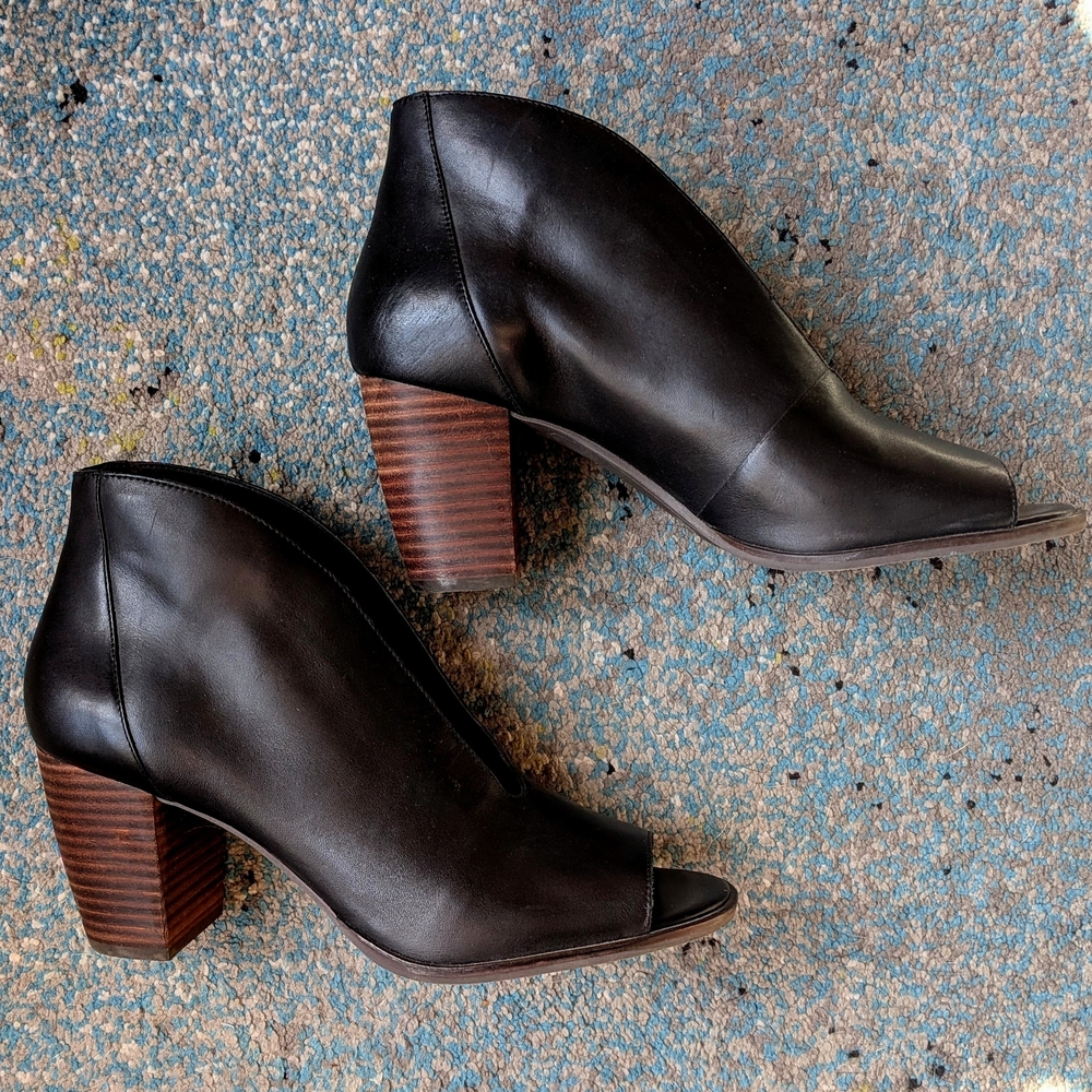 Joal Lucky Brand Peep Toe Leather Booties, 9/40 New!!